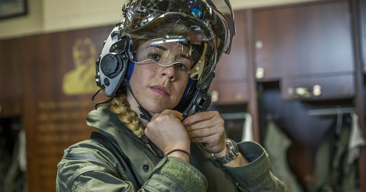 Idaho pilot makes history and becomes first woman to fly F-35 jet for Marine Corps, help us pay tribute to her!