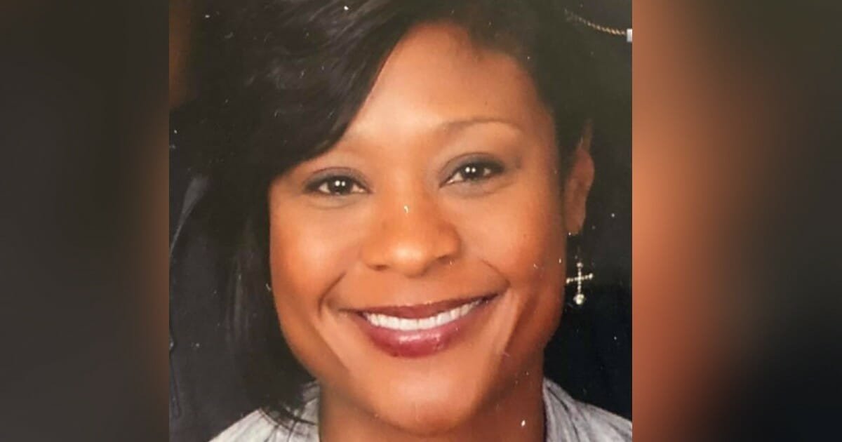 Mom teaching teen son how to drive shot and killed during road rage incident