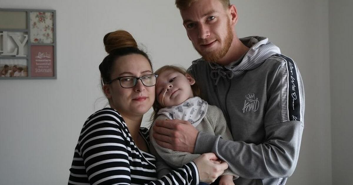 "Lifeless" baby opens eyes just before he's about to be taken off life support so parents can say goodbye
