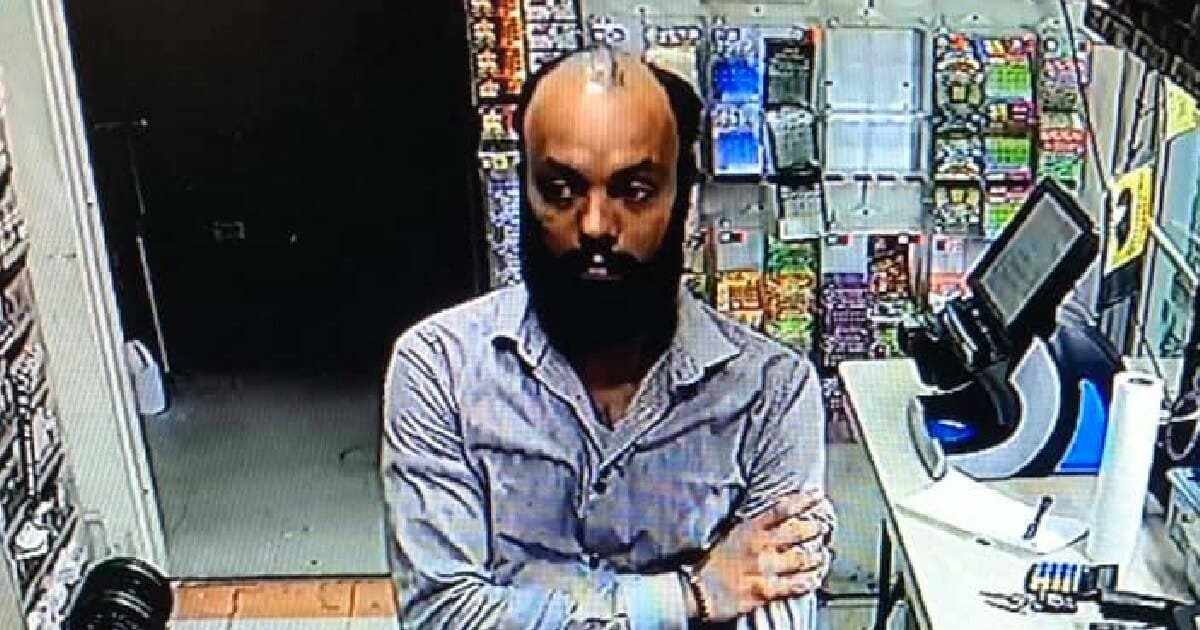 Employee working his first solo shift steals more than $17,000 from gas station